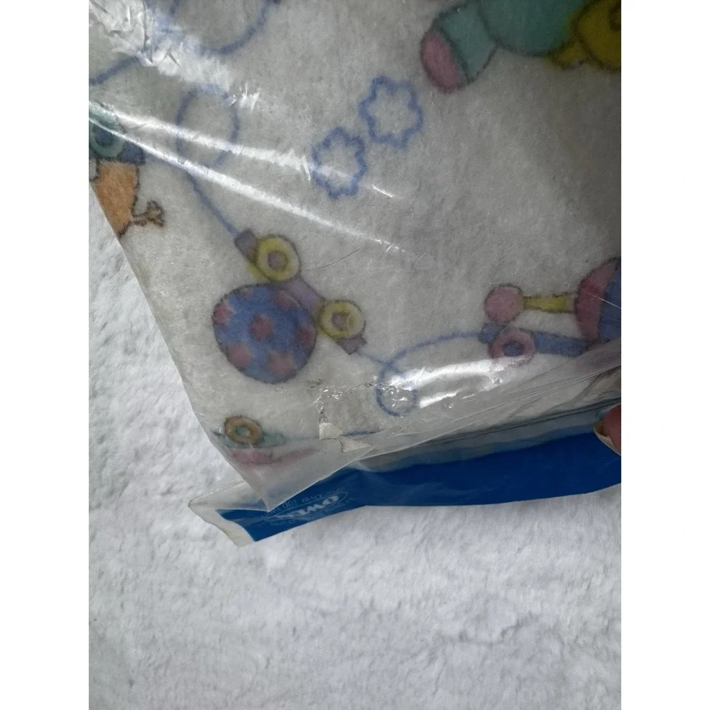 Vintage Owen Fleece Crib Blanket Unisex Receiving 40‎ x 45 USA Nursery Print